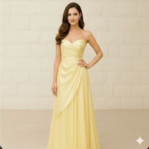 NWT Yellow Prom Homecoming Gown Size Large!